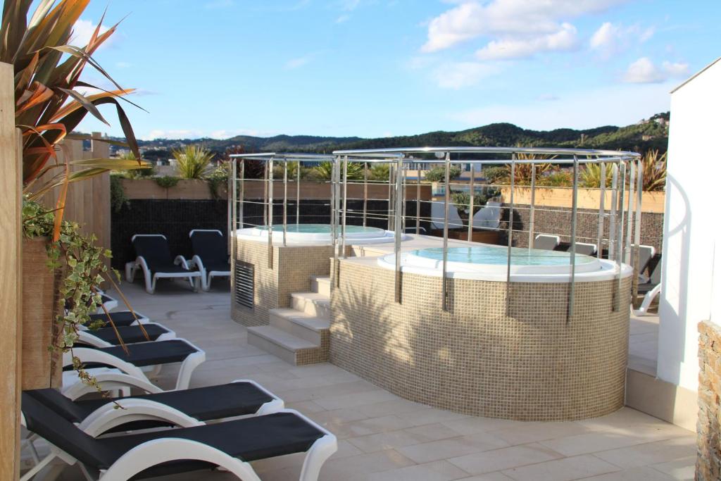 Jacuzzi